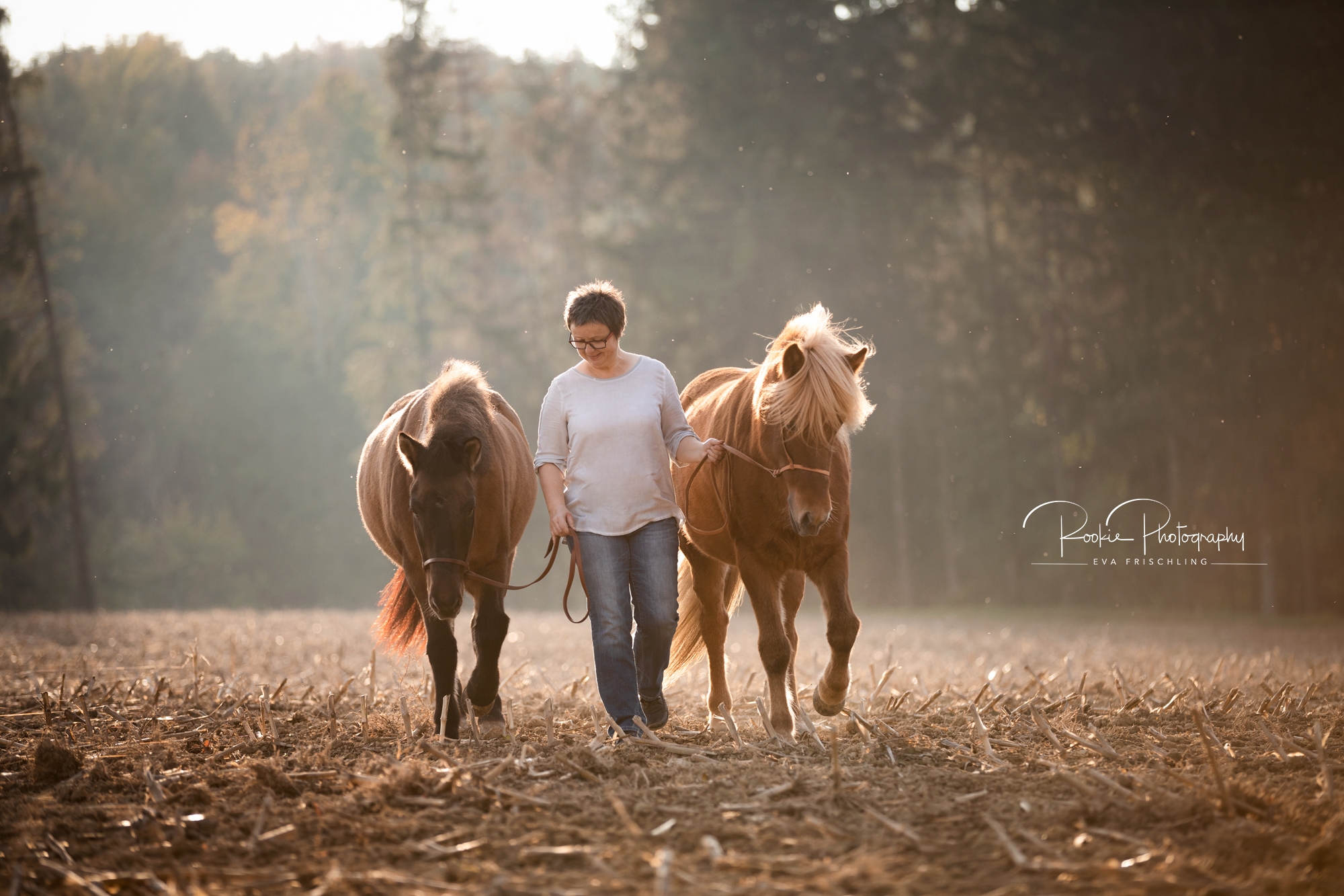 Claudia mit Ofeigur & Fanta-13