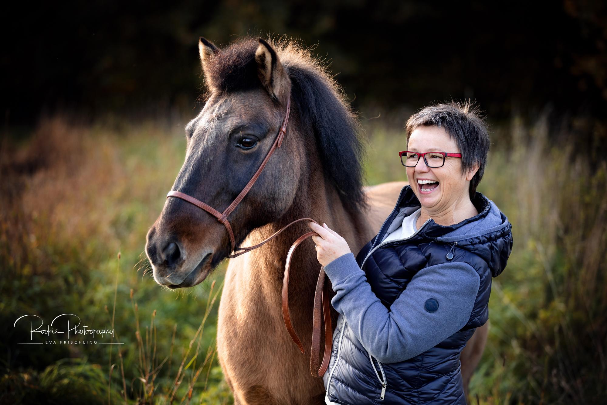 Claudia mit Ofeigur & Fanta-6